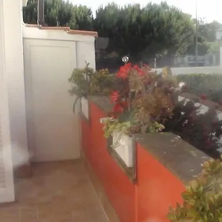 Holiday home Villino Con Giardino A 10 Minuti A Piedi Dal Mare E Vicino A Roma *