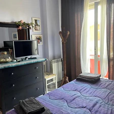 Villino Con Giardino A 10 Minuti A Piedi Dal Mare E Vicino A Roma Torvaianica