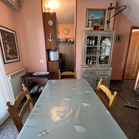 Villino Con Giardino A 10 Minuti A Piedi Dal Mare E Vicino A Roma Torvaianica